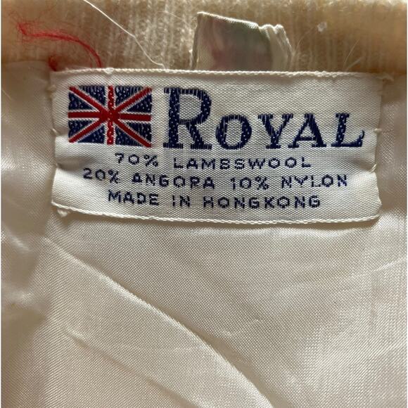 Vintage Royal Beaded Wool Angora Cardigan Cream White Made in Hong Kong 46 - Picture 7 of 10